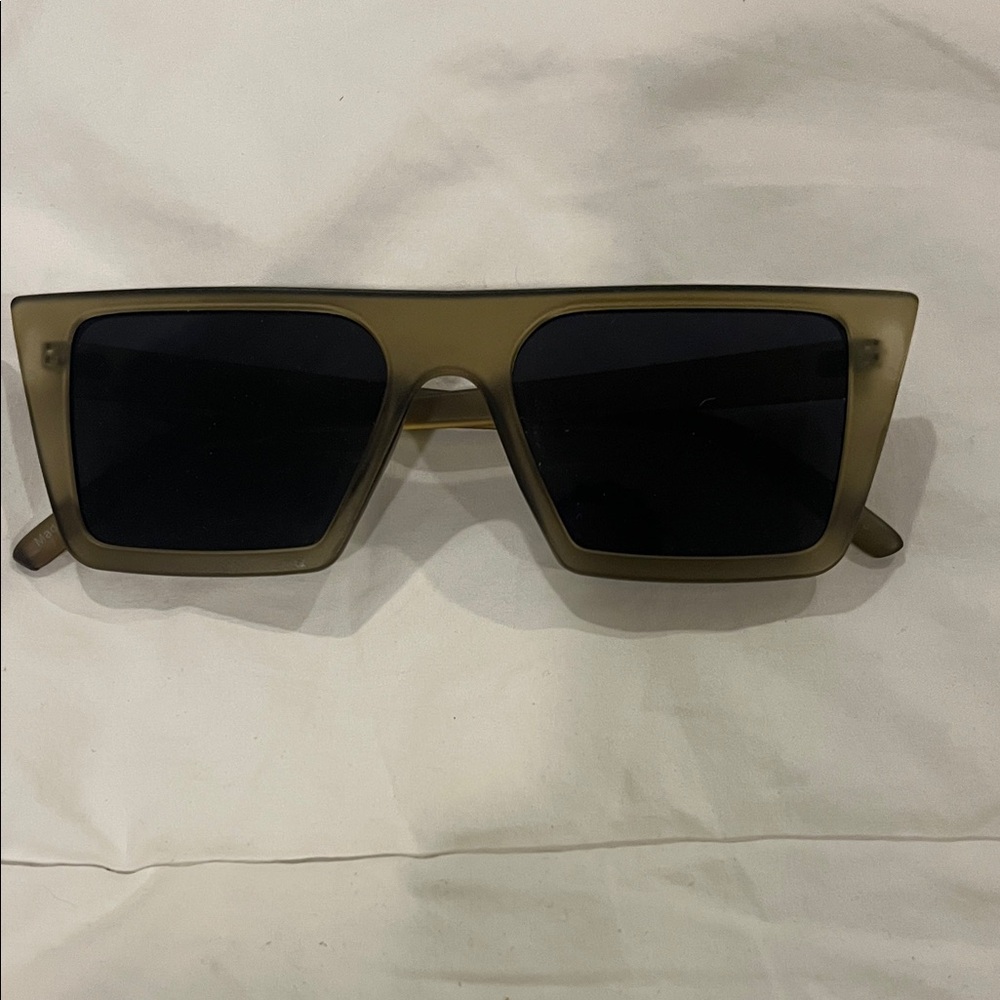 Stylish Square Sunglasses